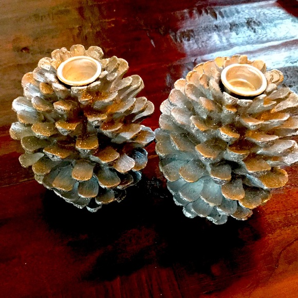 Holiday Pinecone Christmas Decor Taper Candle Holders Pair Poshmark